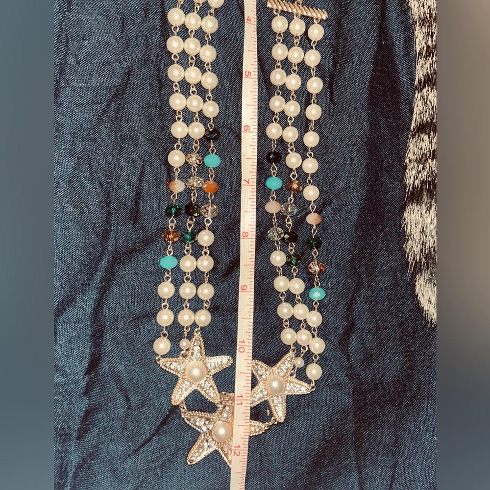 Vintage faux Pearl and Bead Starfish Necklace - Picture 3 of 3